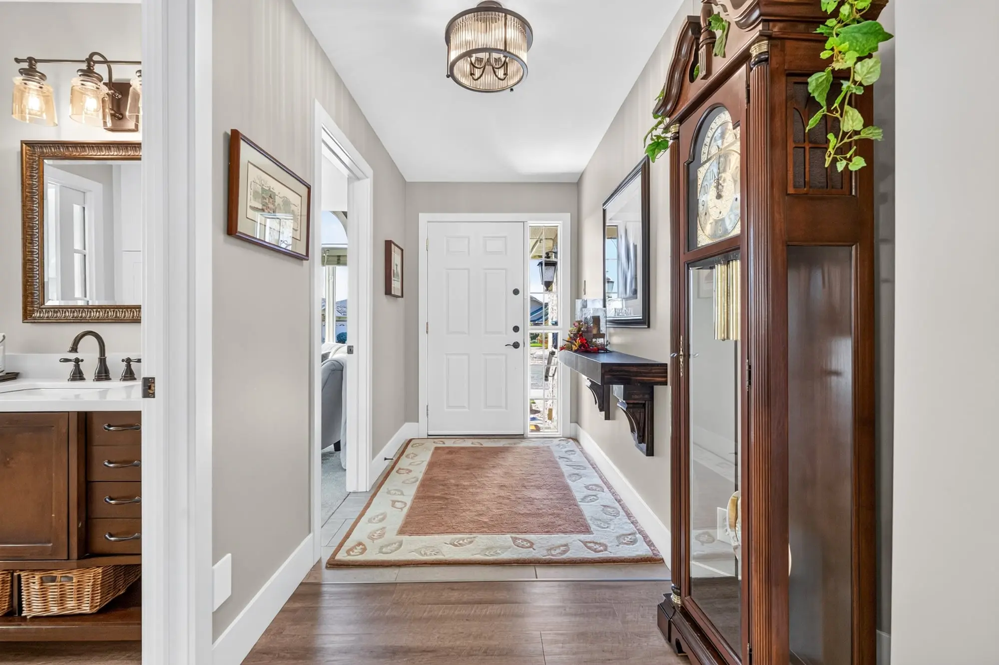 Front entry hall