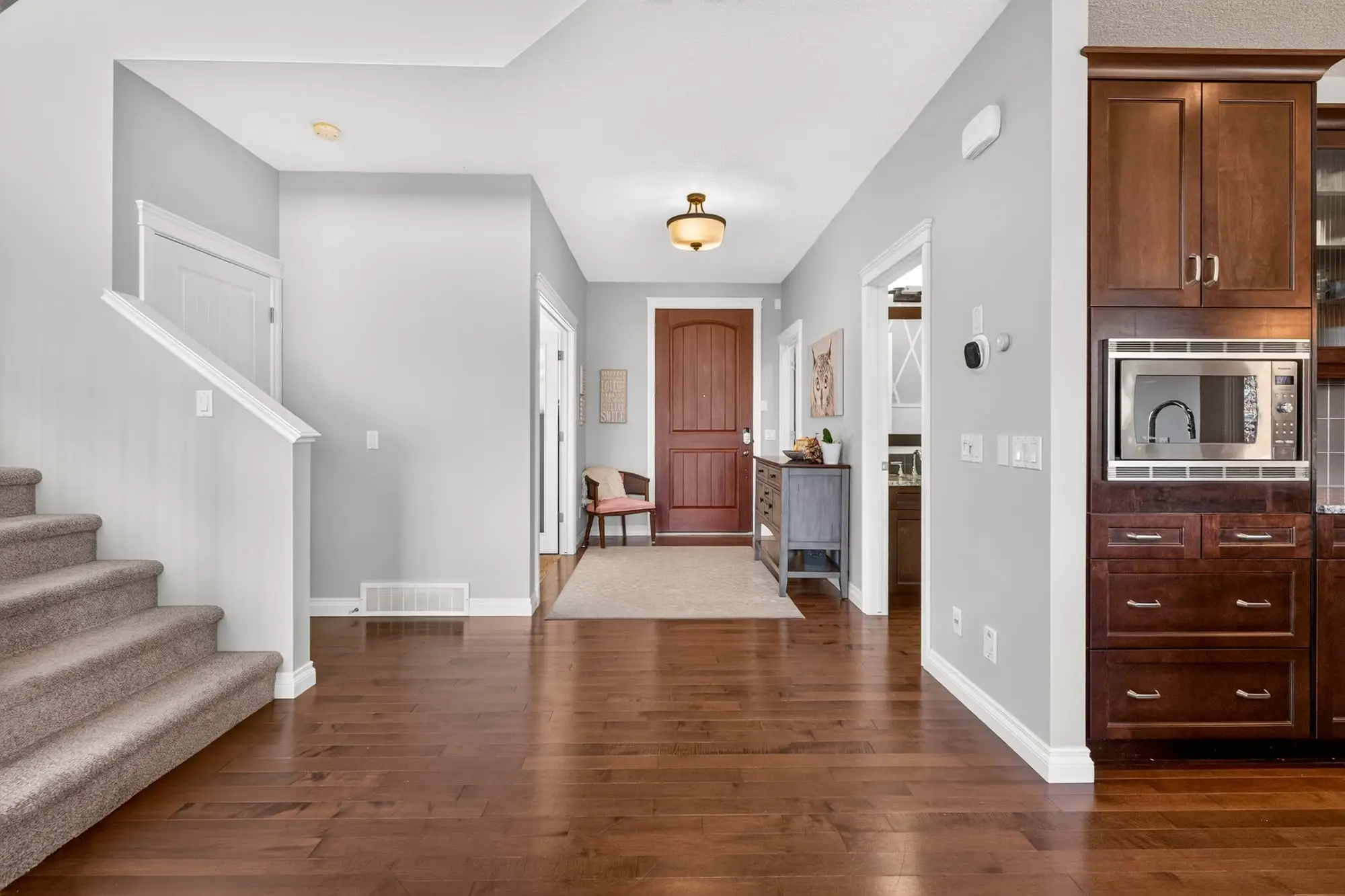 Front foyer and staircase