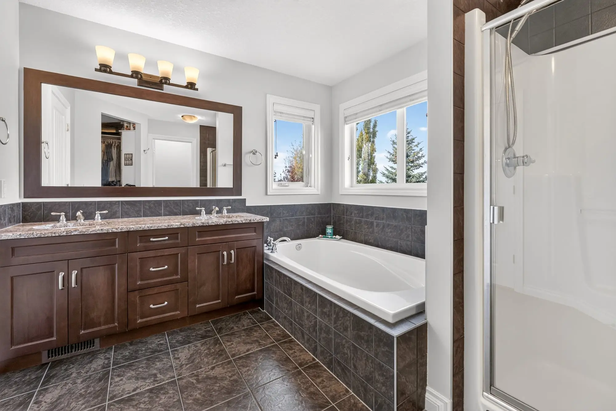 Ensuite double vanity and soaker tub