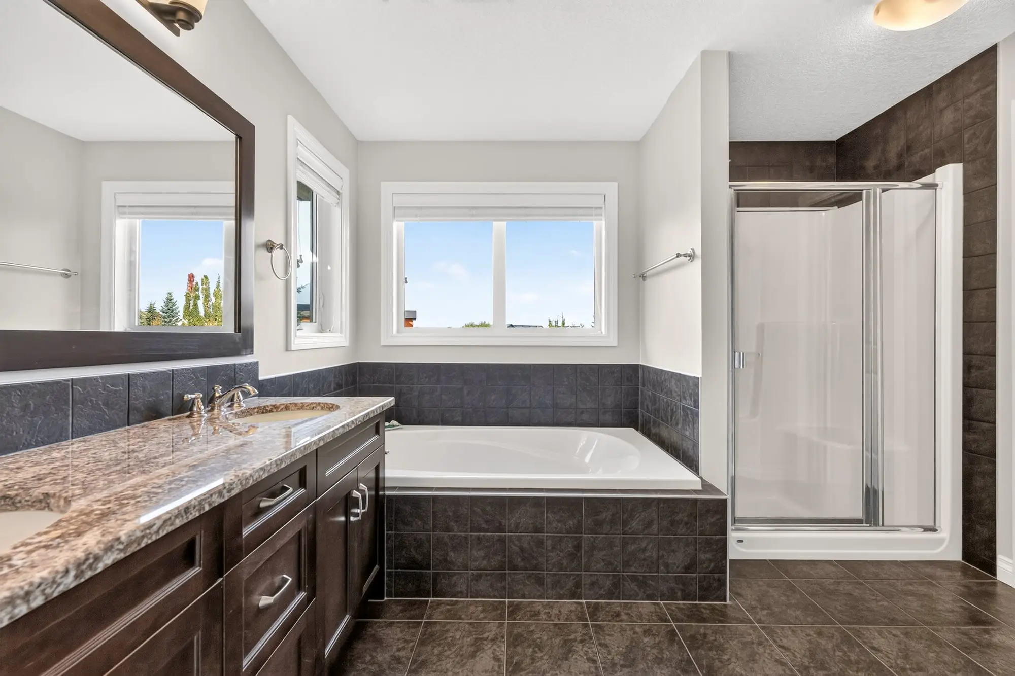 Ensuite soaker tub and separate shower