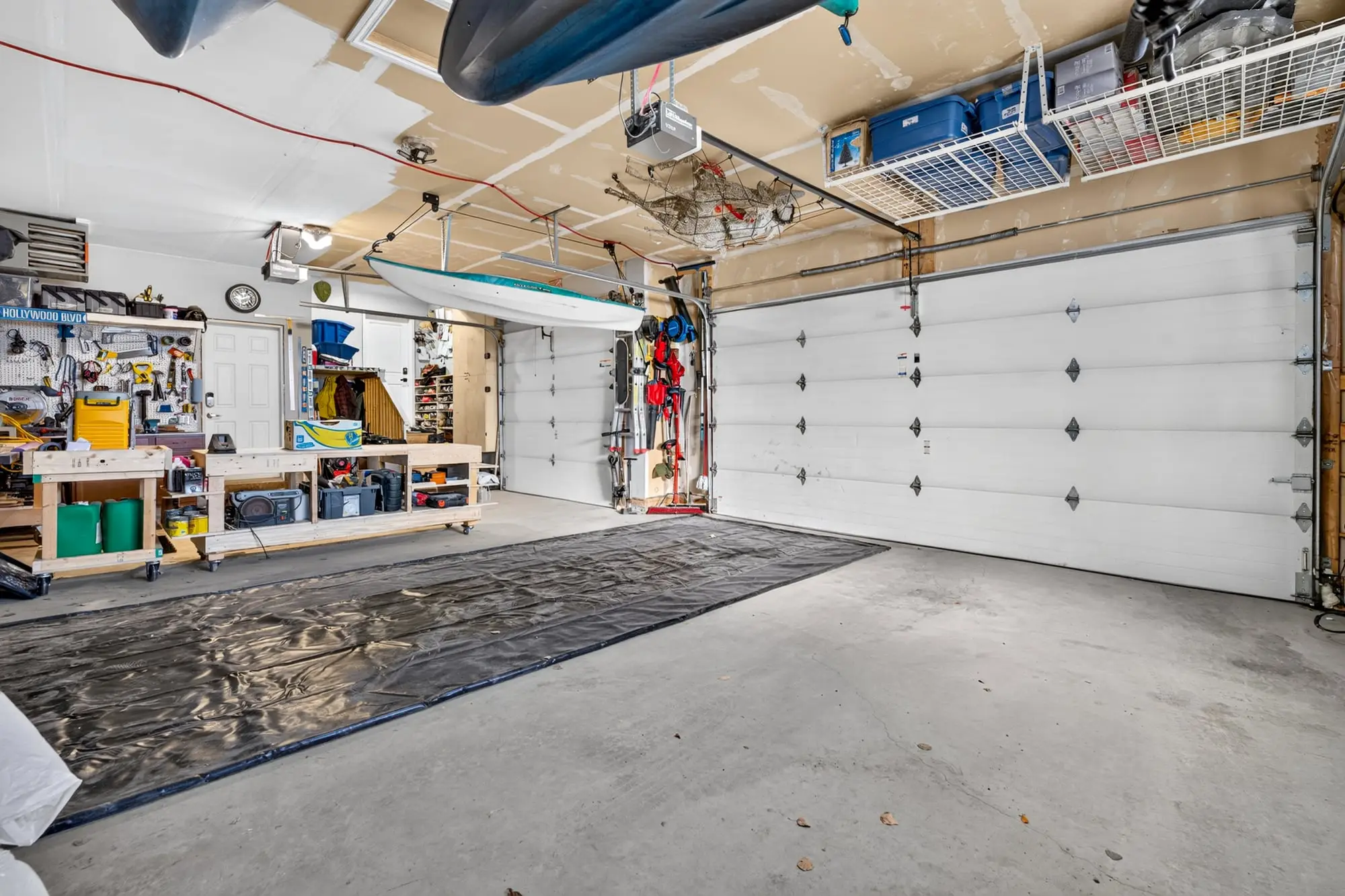 Oversized heated triple garage